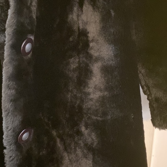 Woman’s long heavy sheepskin fur coat Sz 16,18 - Picture 8 of 16